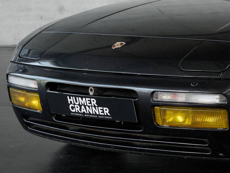 Bild 3/50 von Porsche 944 Turbo (1990)