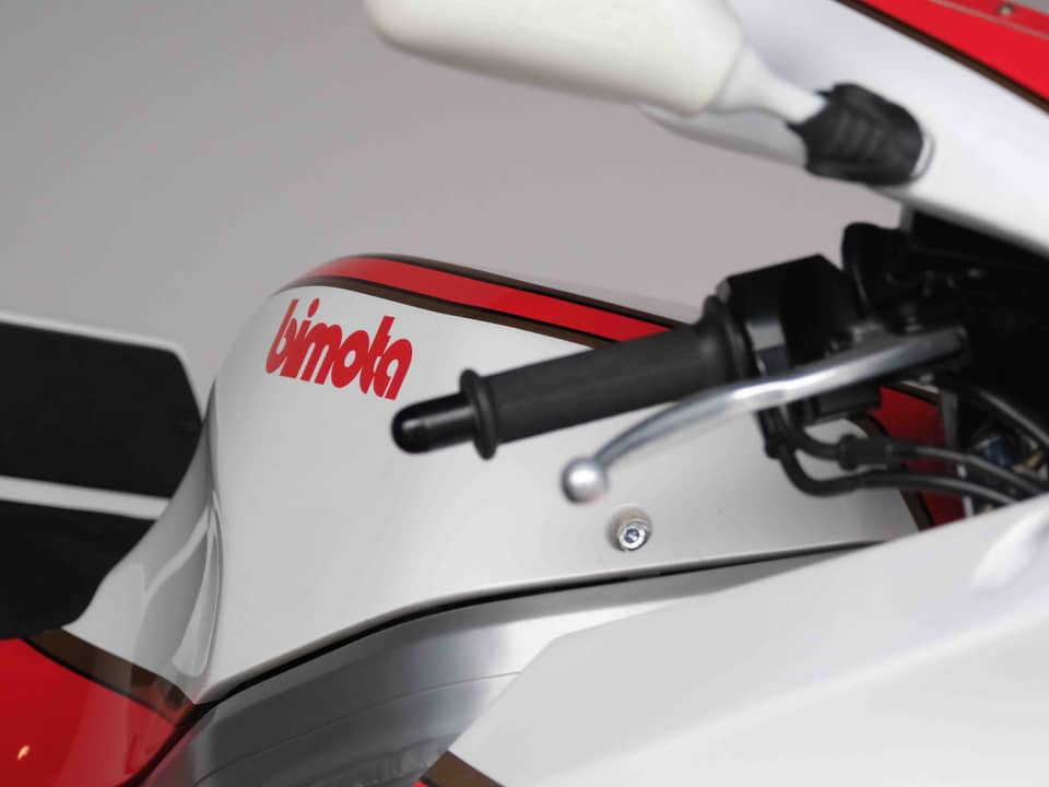 Image 22/95 of Bimota YB6 (1990)