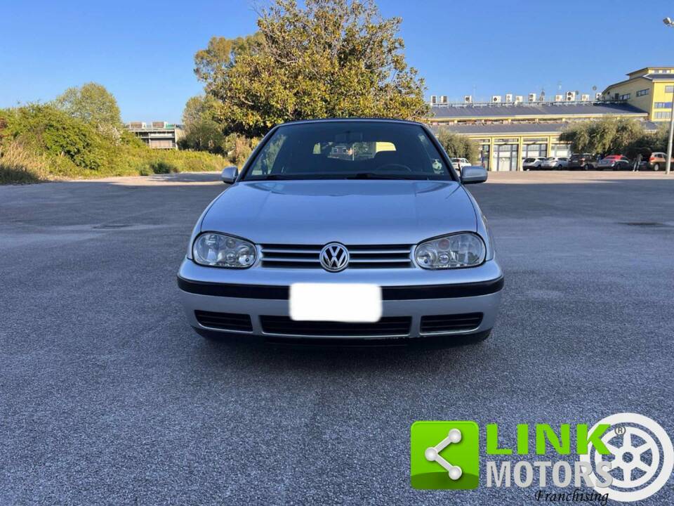 Bild 2/10 von Volkswagen Golf IV Cabrio 1.6 (2000)