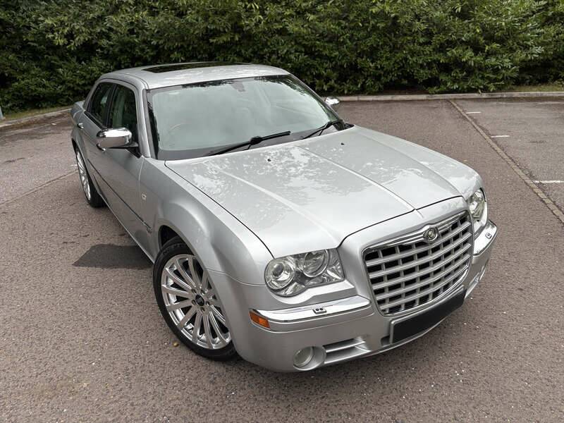 Image 10/50 of Chrysler 300 S (2008)