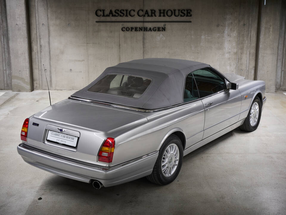 Image 77/77 of Bentley Azure (2001)