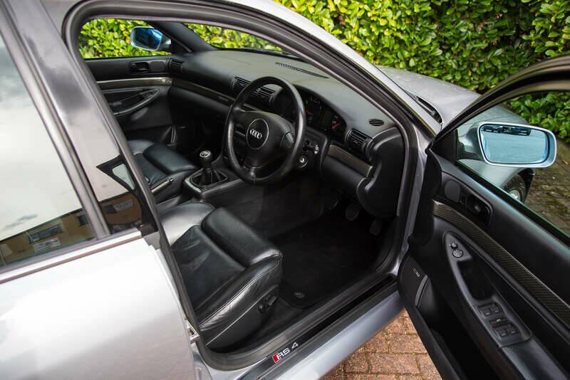 Image 12/50 de Audi RS4 Avant (2001)