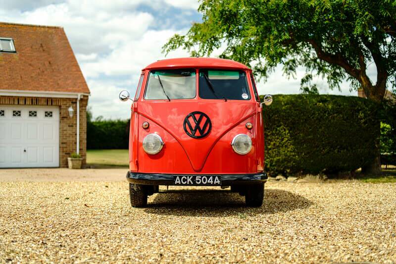 Image 8/50 of Volkswagen T1 panel van (1963)
