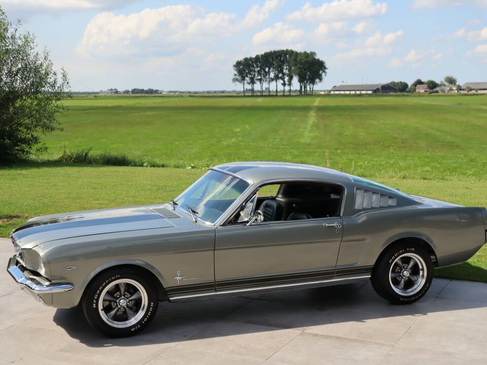 Image 41/50 de Ford Mustang 289 (1966)