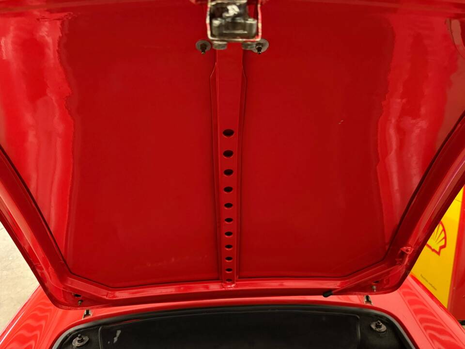 Afbeelding 19/21 van Alfa Romeo Giulia 1600 Spider (1963)