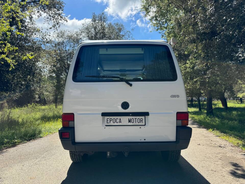 Immagine 11/36 di Volkswagen T4 Multivan 2.5 Syncro (1994)