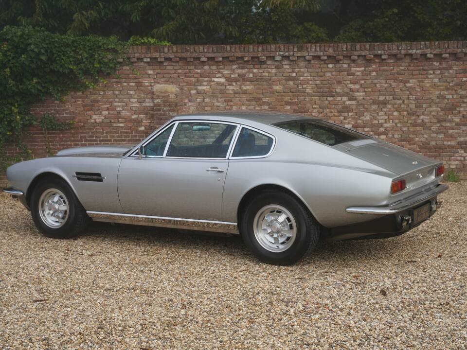 Bild 15/50 von Aston Martin V8 (1974)