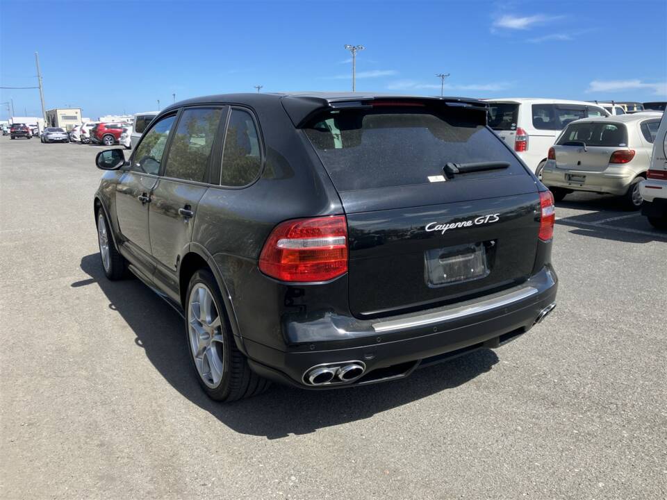 Immagine 6/40 di Porsche Cayenne GTS (2008)