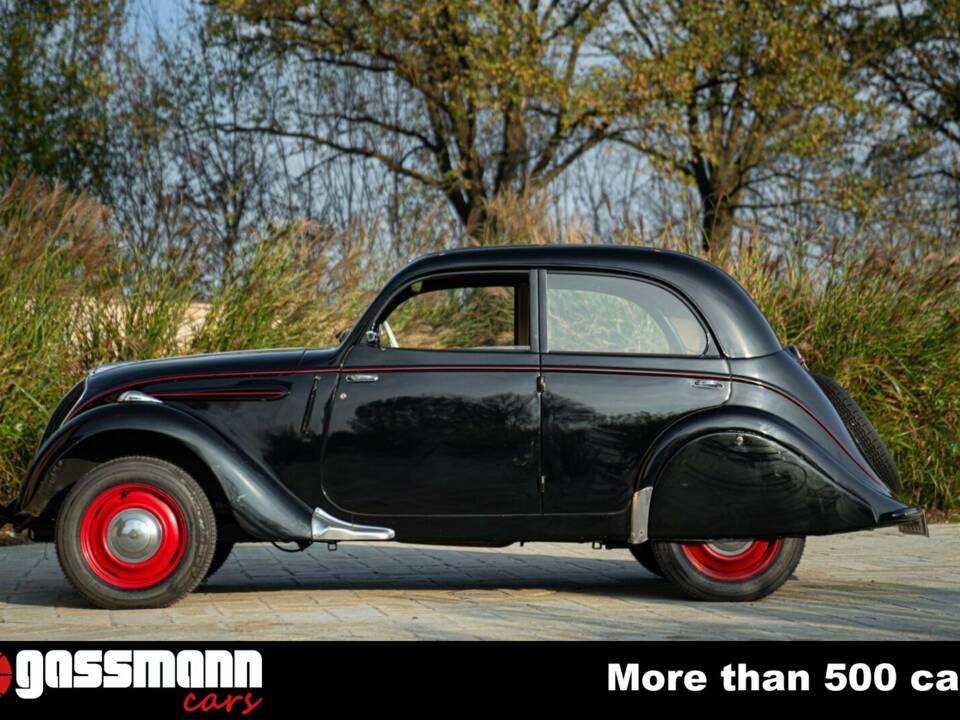 Image 5/15 of Peugeot 203 (1949)