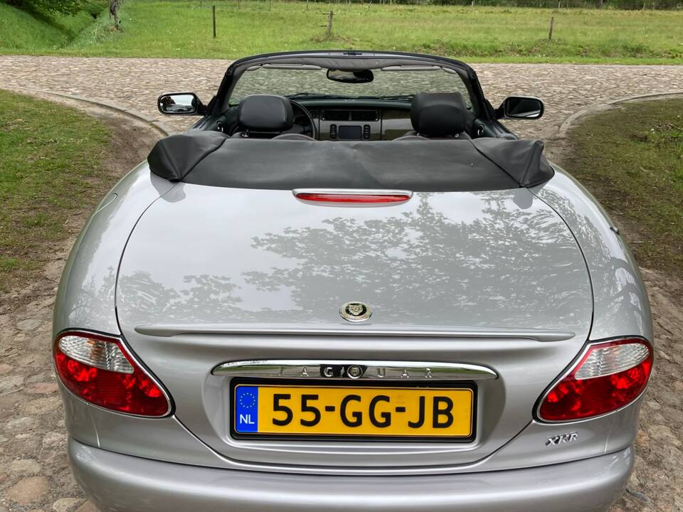 Bild 11/29 von Jaguar XKR (2000)