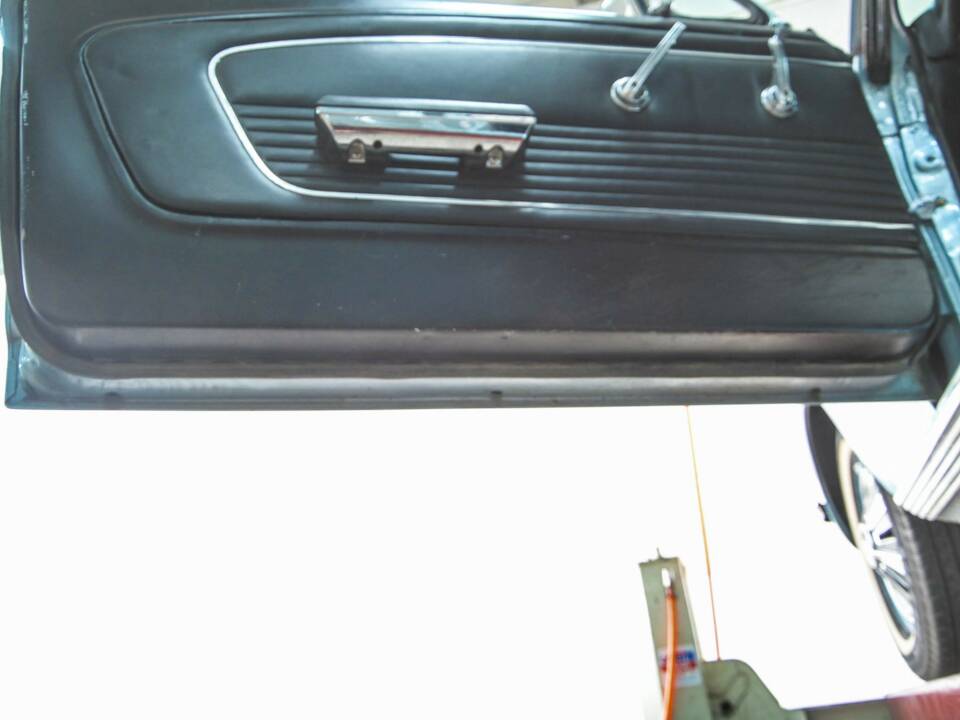 Image 37/50 de Ford Mustang 200 (1966)
