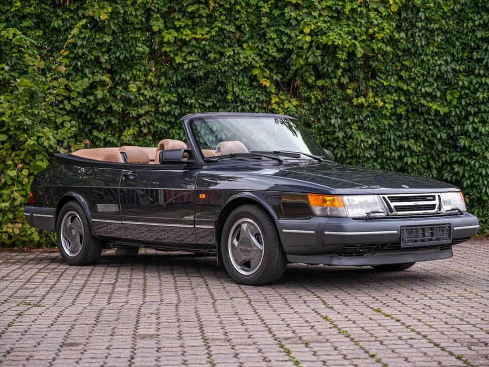 Image 3/89 of Saab 900 Turbo S 16V (1993)