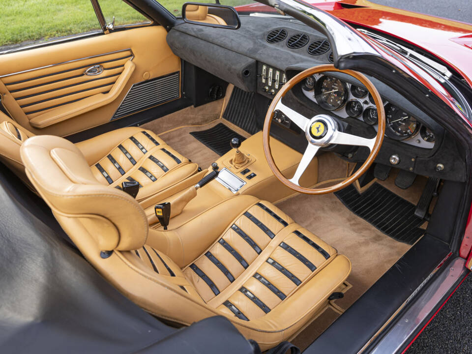 Imagen 16/40 de Ferrari 365 GTB&#x2F;4 Spyder (1973)