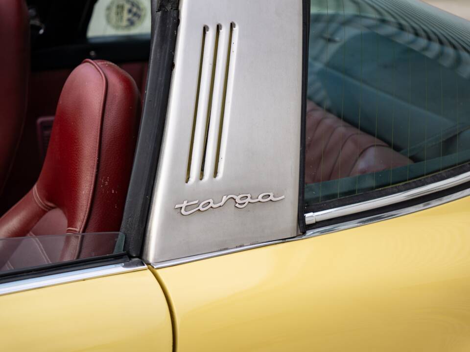 Bild 19/24 von Porsche 911 2.7 S (1974)