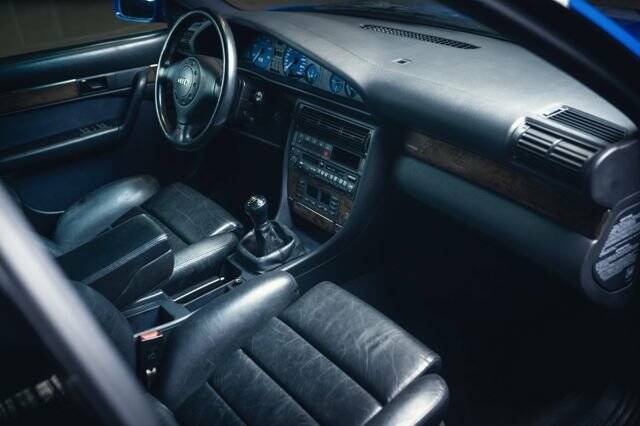 Image 8/15 de Audi S6 Plus Avant (1996)