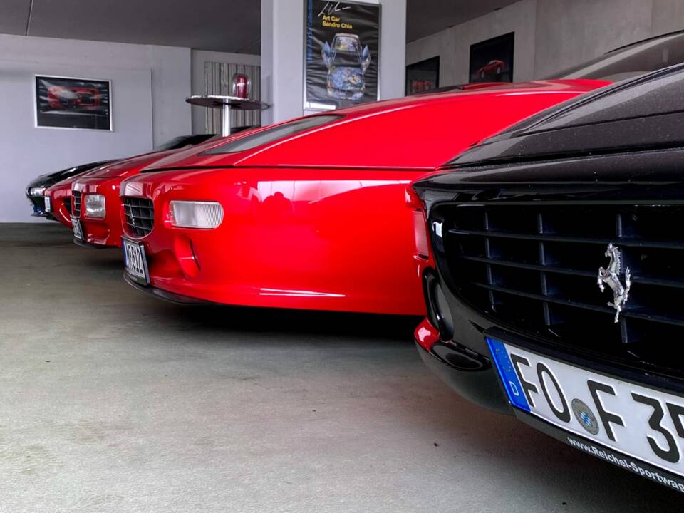 Image 22/26 of Ferrari F 512 M (1996)