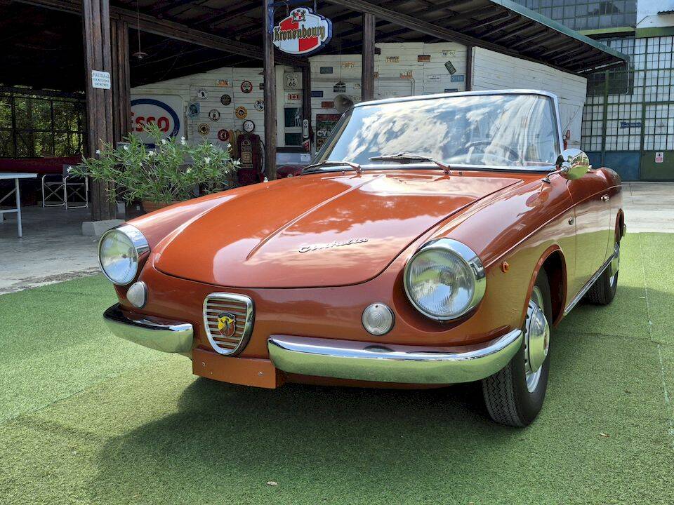 Image 6/71 of Cisitalia Spyder Riviera 850 Scorpione (1960)