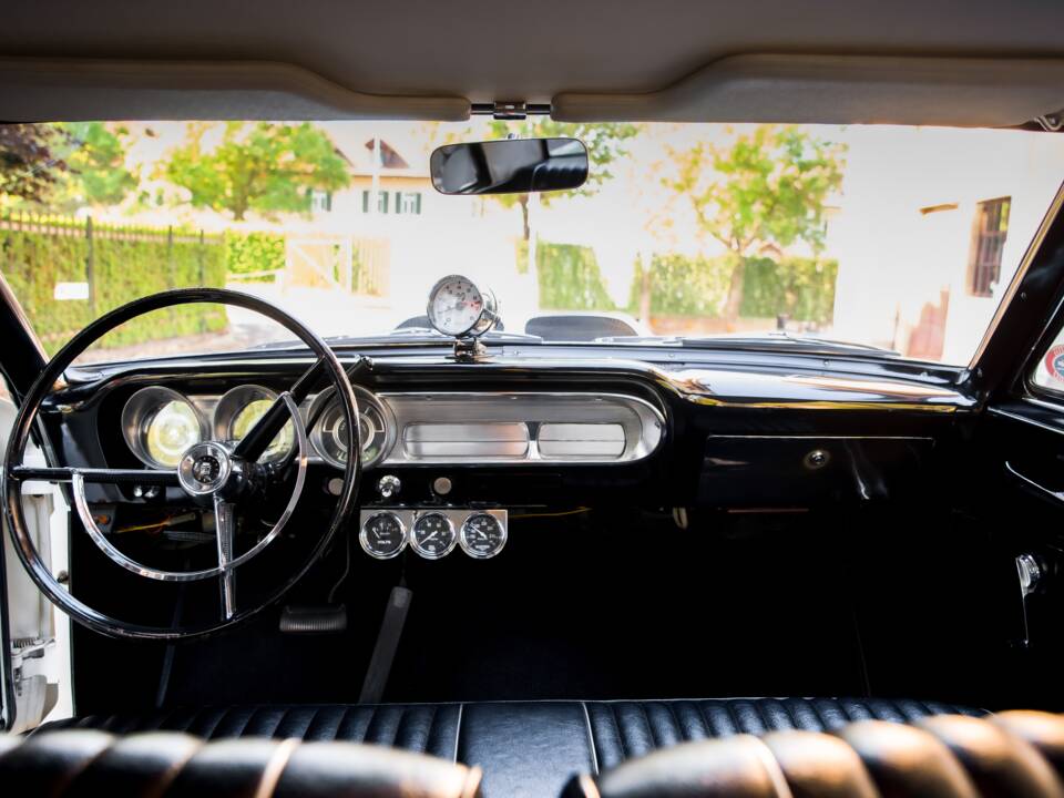 Afbeelding 49/91 van Ford Fairlane 500 (1963)