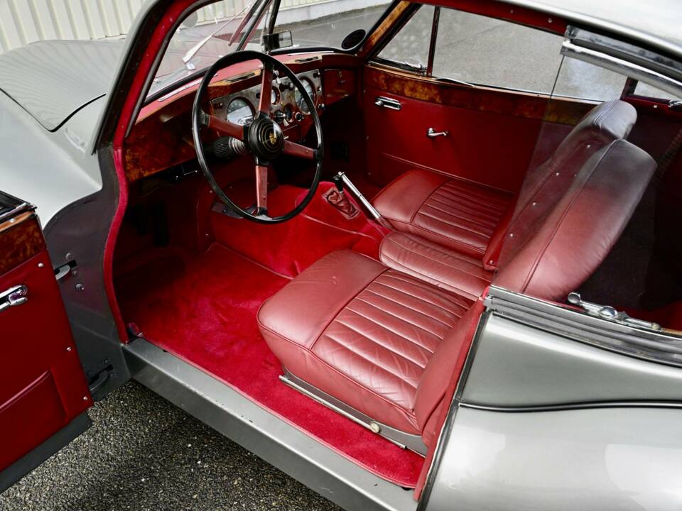 Bild 19/50 von Jaguar XK 140 FHC (1954)