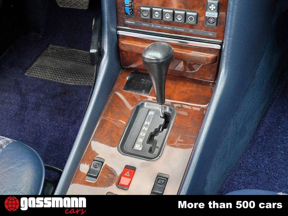 Bild 12/15 von Mercedes-Benz 560 SL (1986)