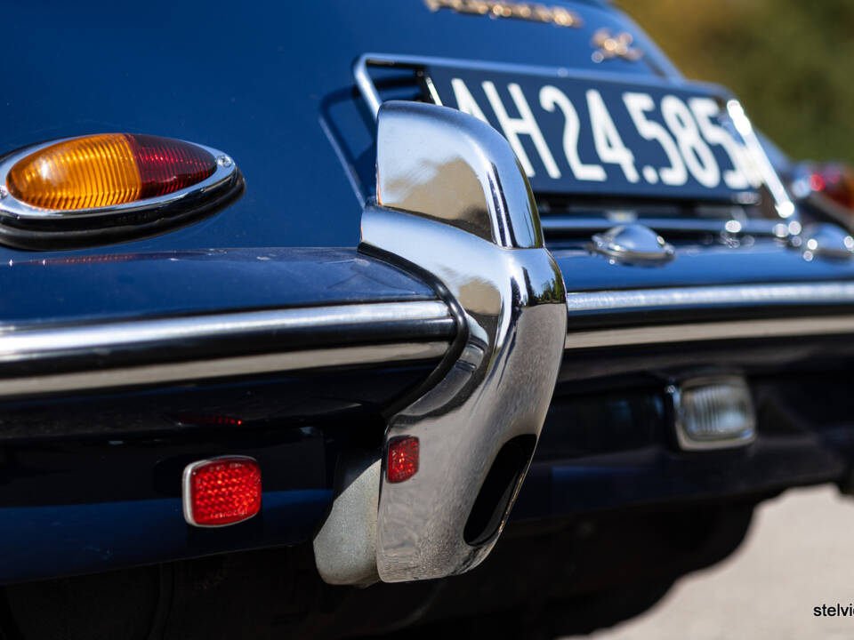 Image 32/57 of Porsche 356 C 1600 SC (1964)