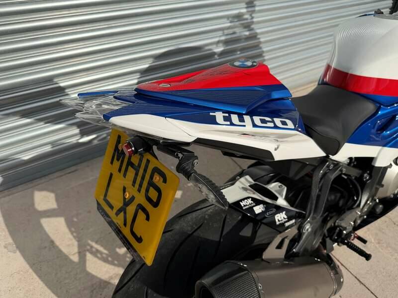 Bild 28/33 von BMW S 1000RR 'TYCO' BSB Race Replica (2016)