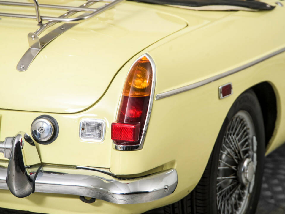Immagine 30/50 di MG MGC (1969)
