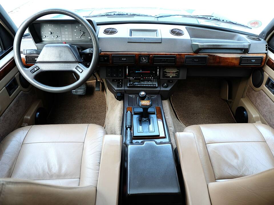 Image 16/63 of Land Rover Range Rover Classic Vogue LSEi (1993)