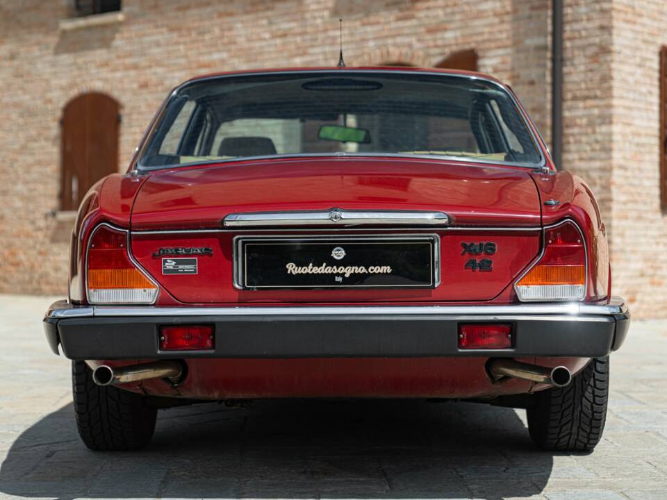 Imagen 8/50 de Jaguar XJ 6 4.2 (1981)