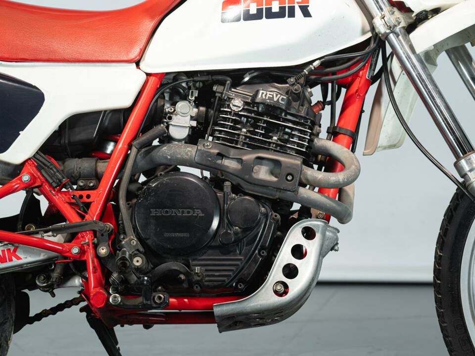 Bild 24/50 von Honda DUMMY (1985)