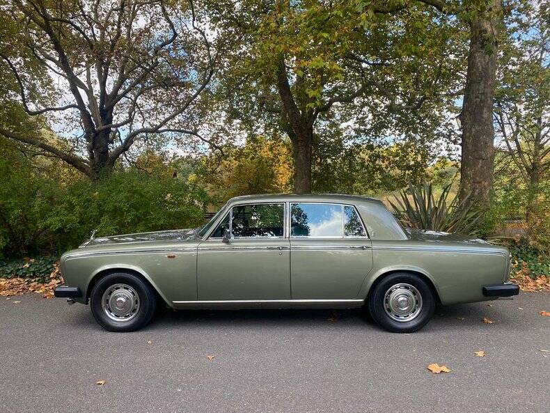 Imagen 18/50 de Rolls-Royce Silver Shadow II (1979)