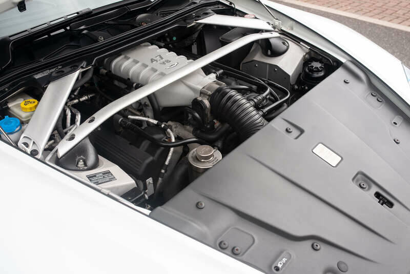 Bild 4/50 von Aston Martin V8 Vantage (2013)