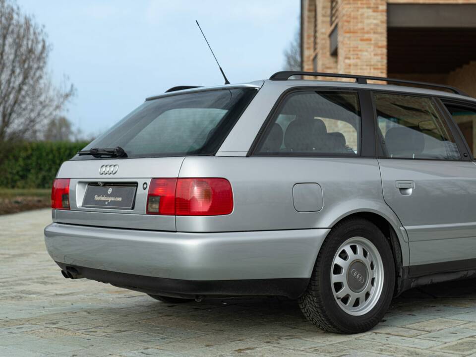 Bild 14/50 von Audi A6 Avant 2.0 quattro (1995)