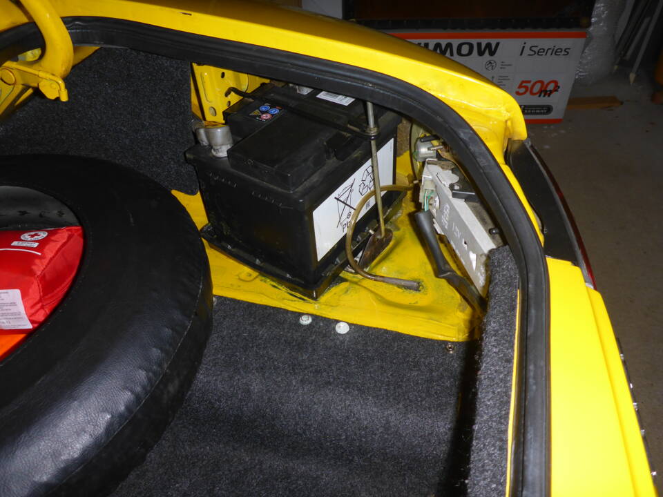 Immagine 49/56 di Mazda MX-5 1.6 (1995)