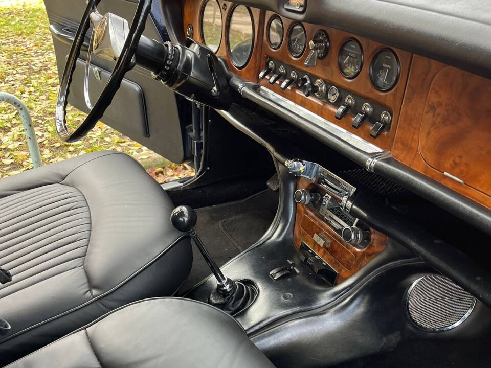 Image 35/51 of Jaguar 420 (1967)