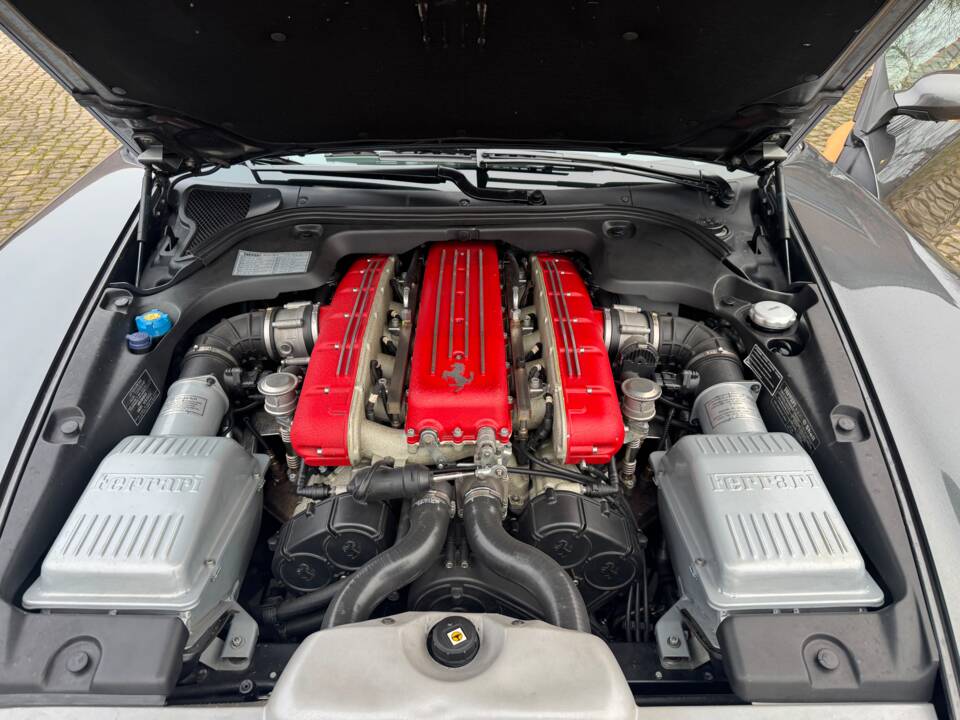 Afbeelding 53/74 van Ferrari 612 Scaglietti (2006)
