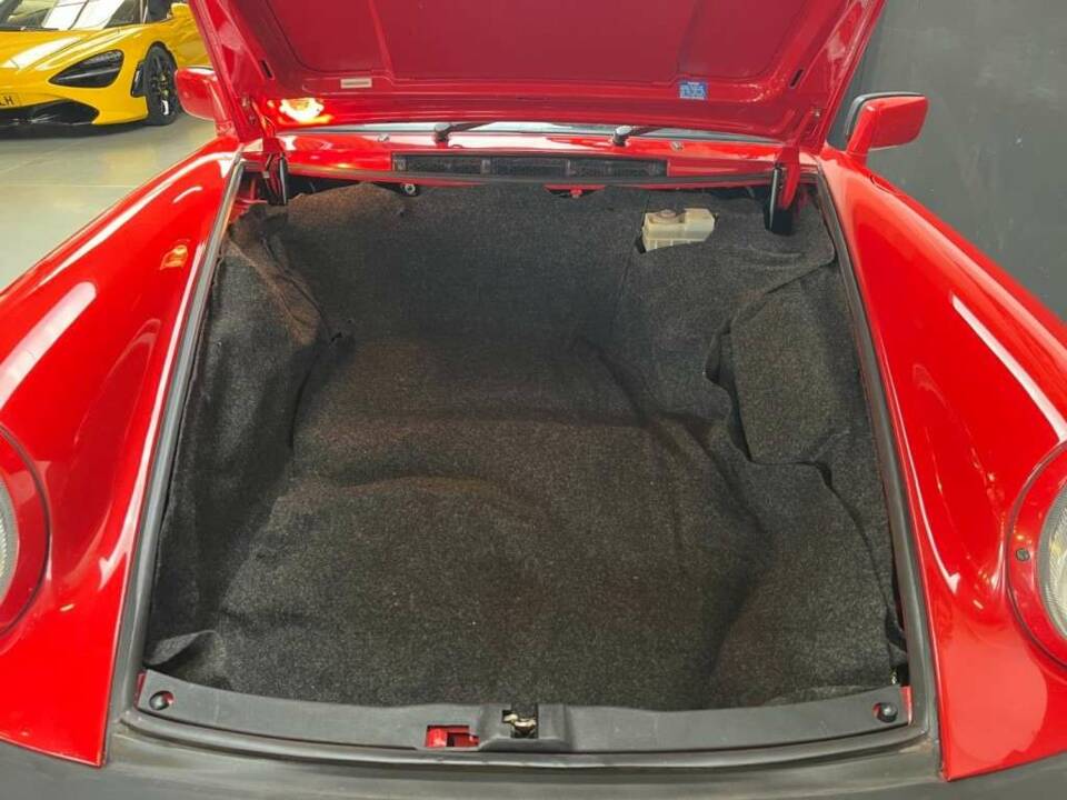 Image 24/50 of Porsche 911 Carrera 3.2 (1987)