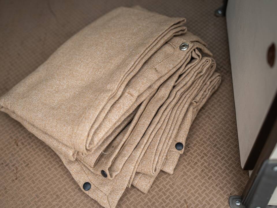 Bild 47/94 von Volkswagen T3 Transporter Syncro 2.1 (G-Kat) (1986)