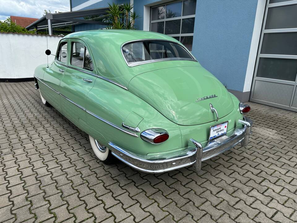 Image 16/82 of Packard Deluxe (1950)