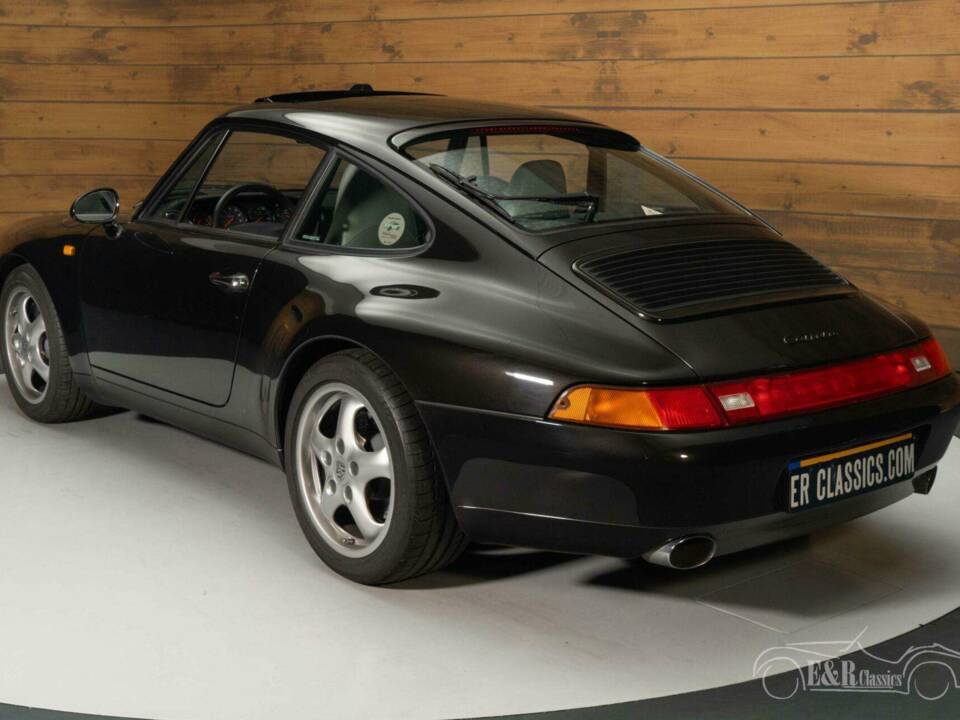 Image 7/19 of Porsche 911 Carrera (1995)