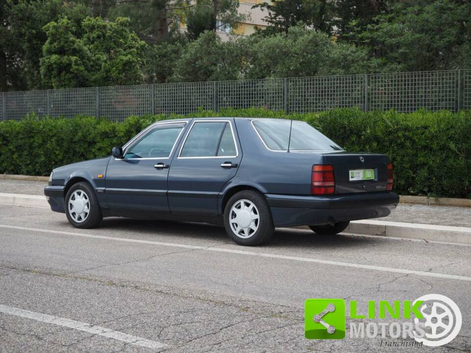 Bild 8/10 von Lancia Thema I.E. Turbo 16V (1990)