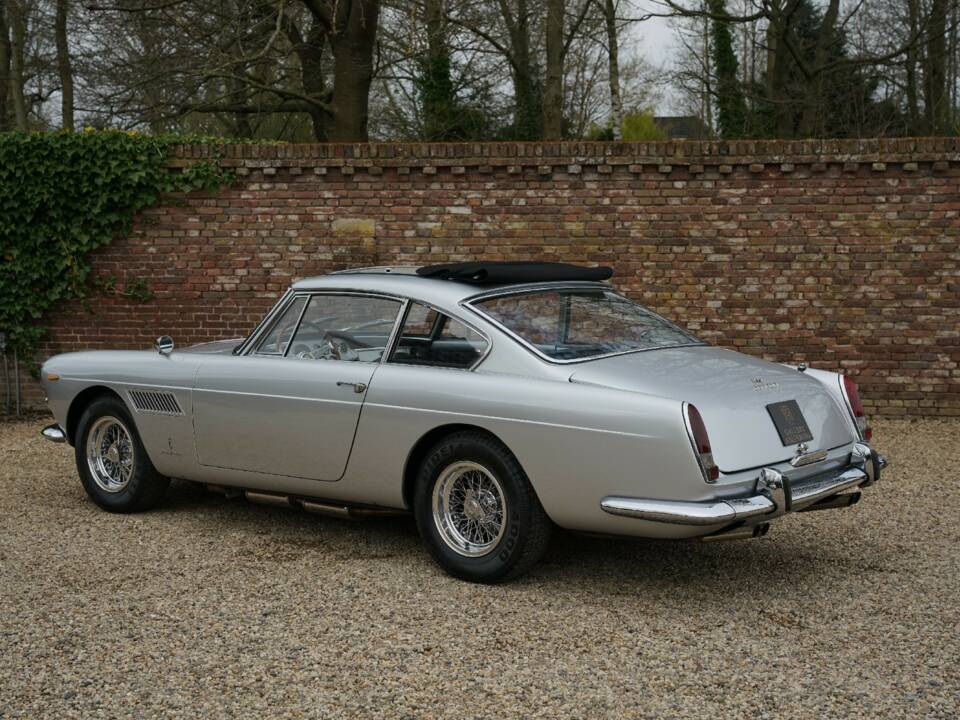 Immagine 21/50 di Ferrari 250 GT 2+2 (1964)