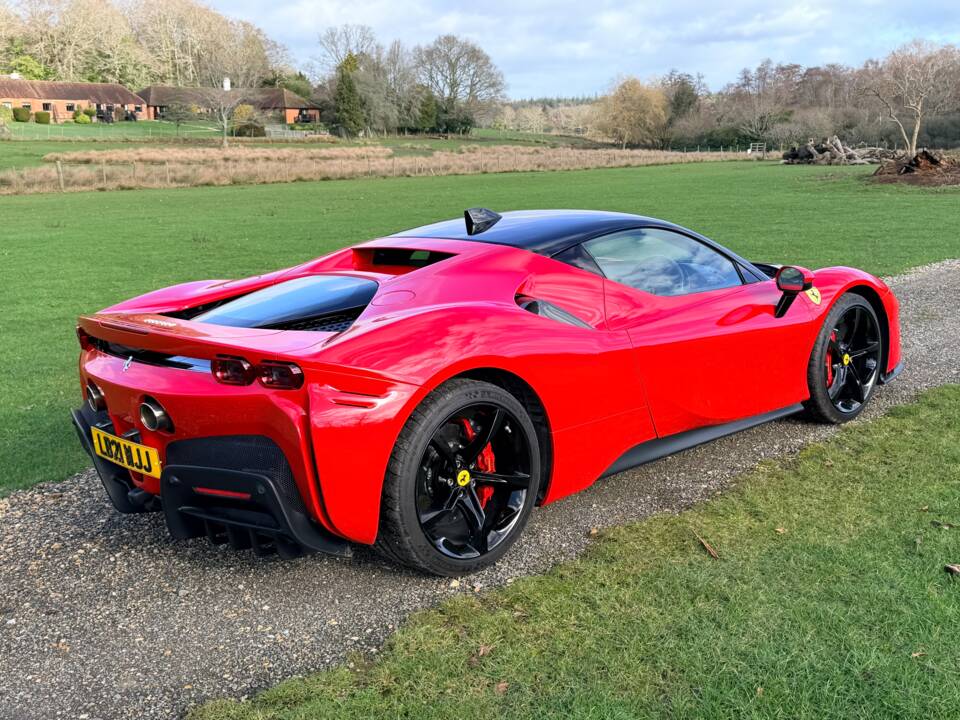 Afbeelding 6/38 van Ferrari SF90 Stradale (2021)