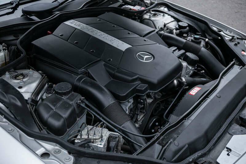 Image 29/36 de Mercedes-Benz SL 500 (2004)