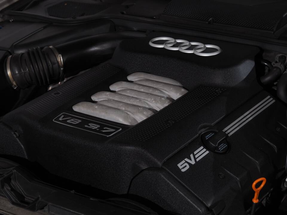 Bild 15/55 von Audi A8 3.7 quattro (2000)
