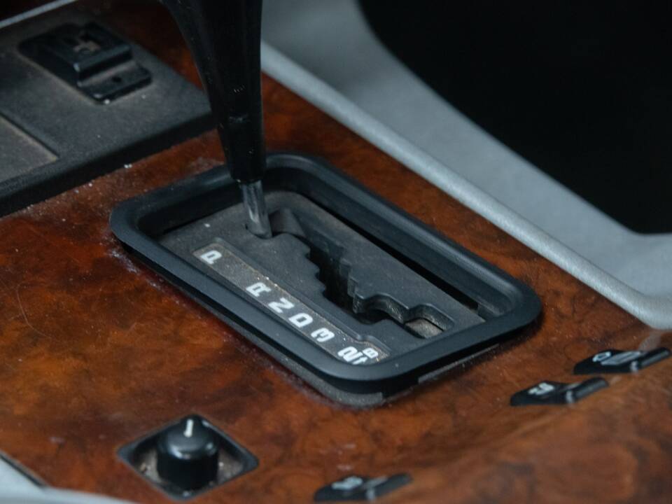 Bild 25/39 von Mercedes-Benz 300 GE (lang) (1995)