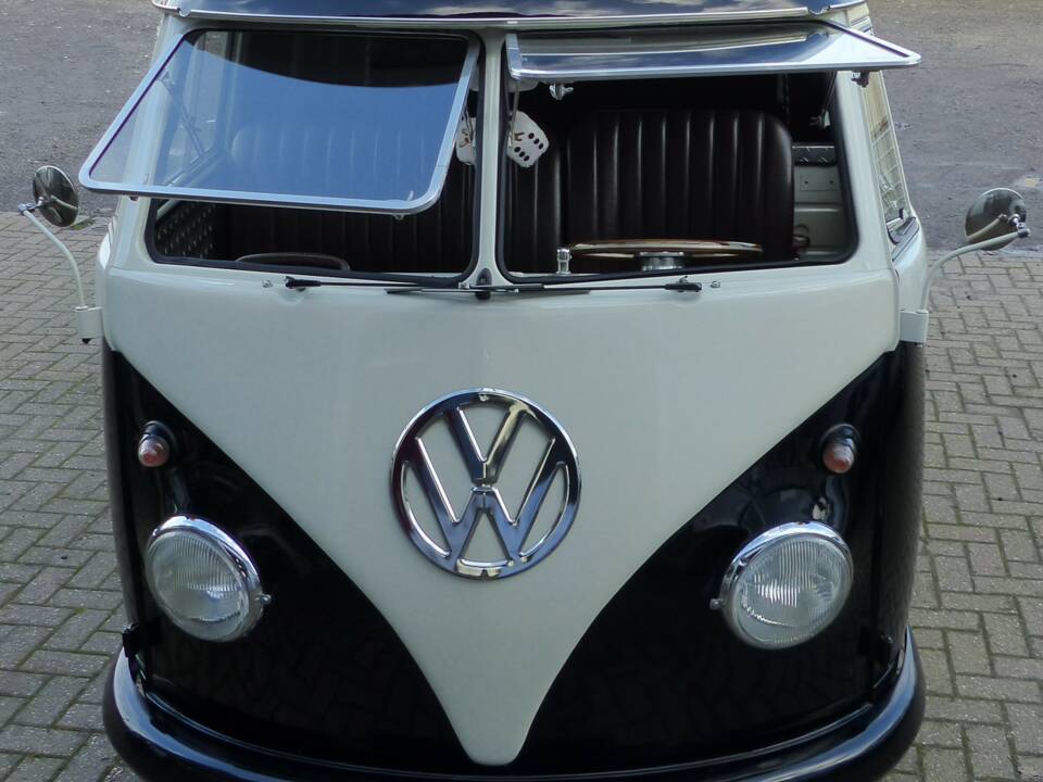 Immagine 2/19 di Volkswagen T1 panel van (1963)