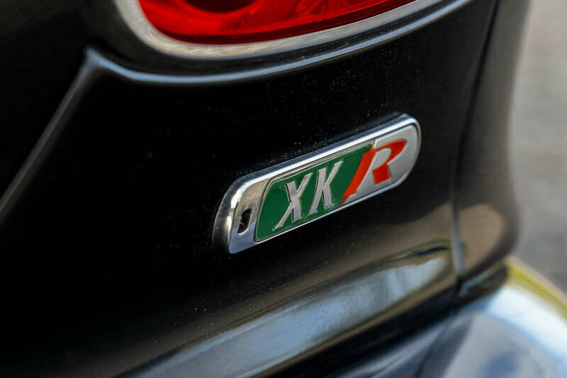 Image 33/38 de Jaguar XKR (2004)