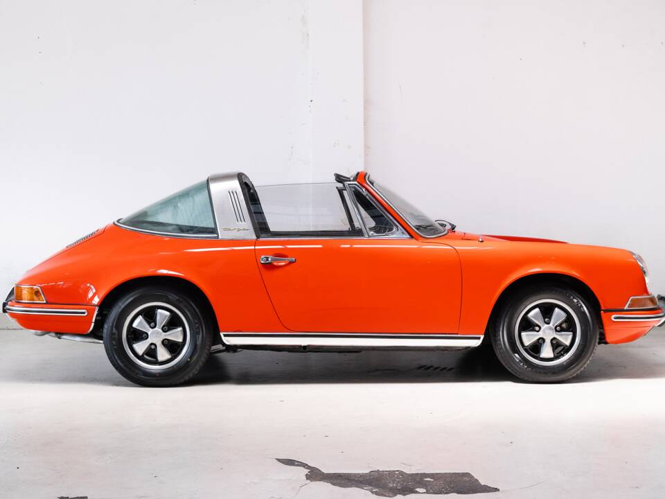 Image 4/41 of Porsche 911 2.0 T (1969)