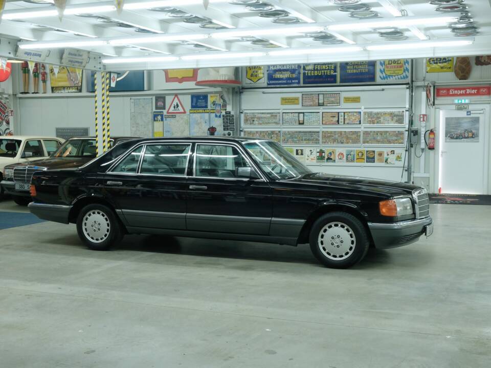 Bild 47/50 von Mercedes-Benz 300 SEL (1991)
